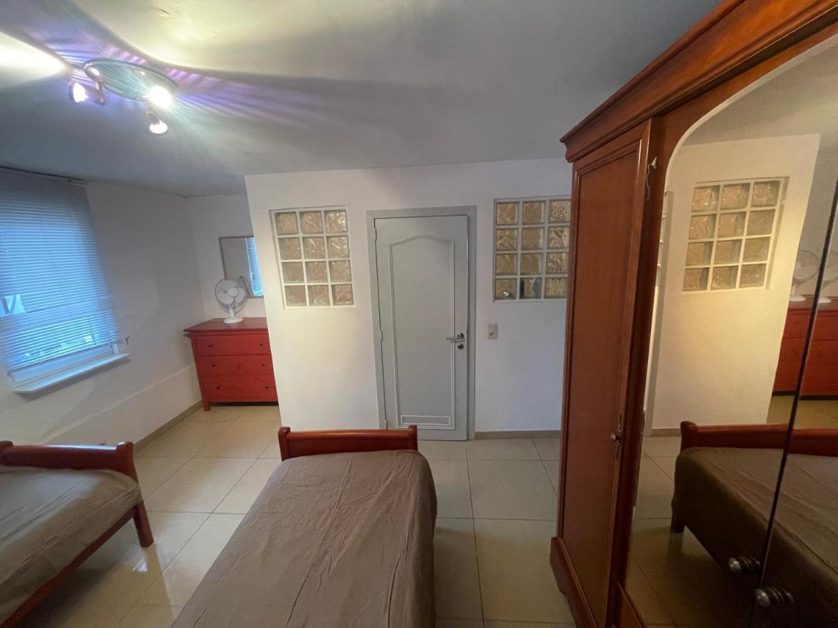 Azulodge Asse Exteriör bild
